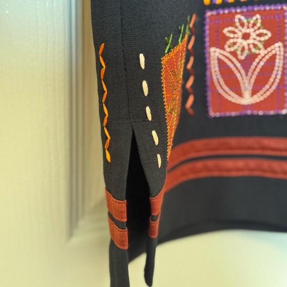 Draper’s&Damon’s 2pcs Embroidered Black Jacket with Red/ orange Accents - Picture 9 of 15